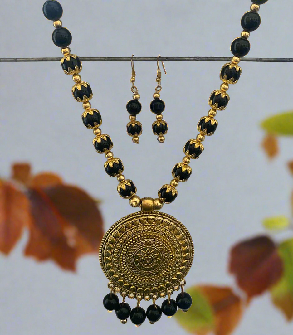 Meghana Necklace Set