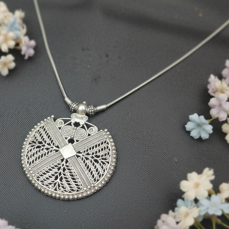 Veera Necklace